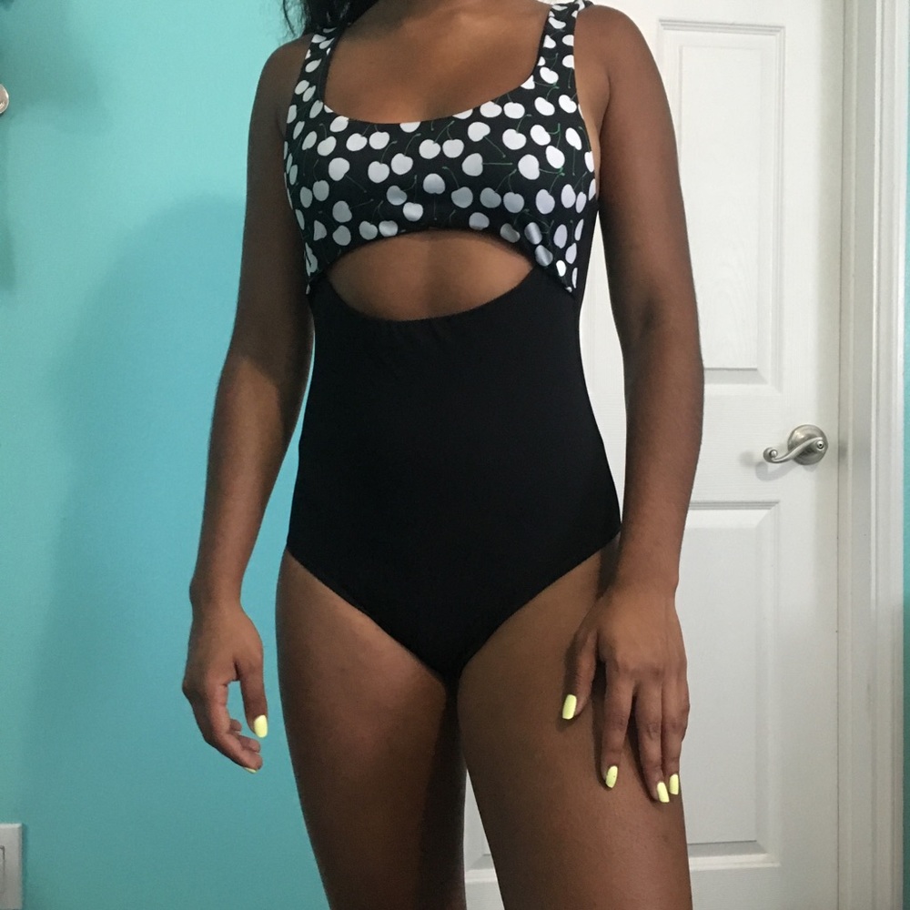 One piece bathing suit